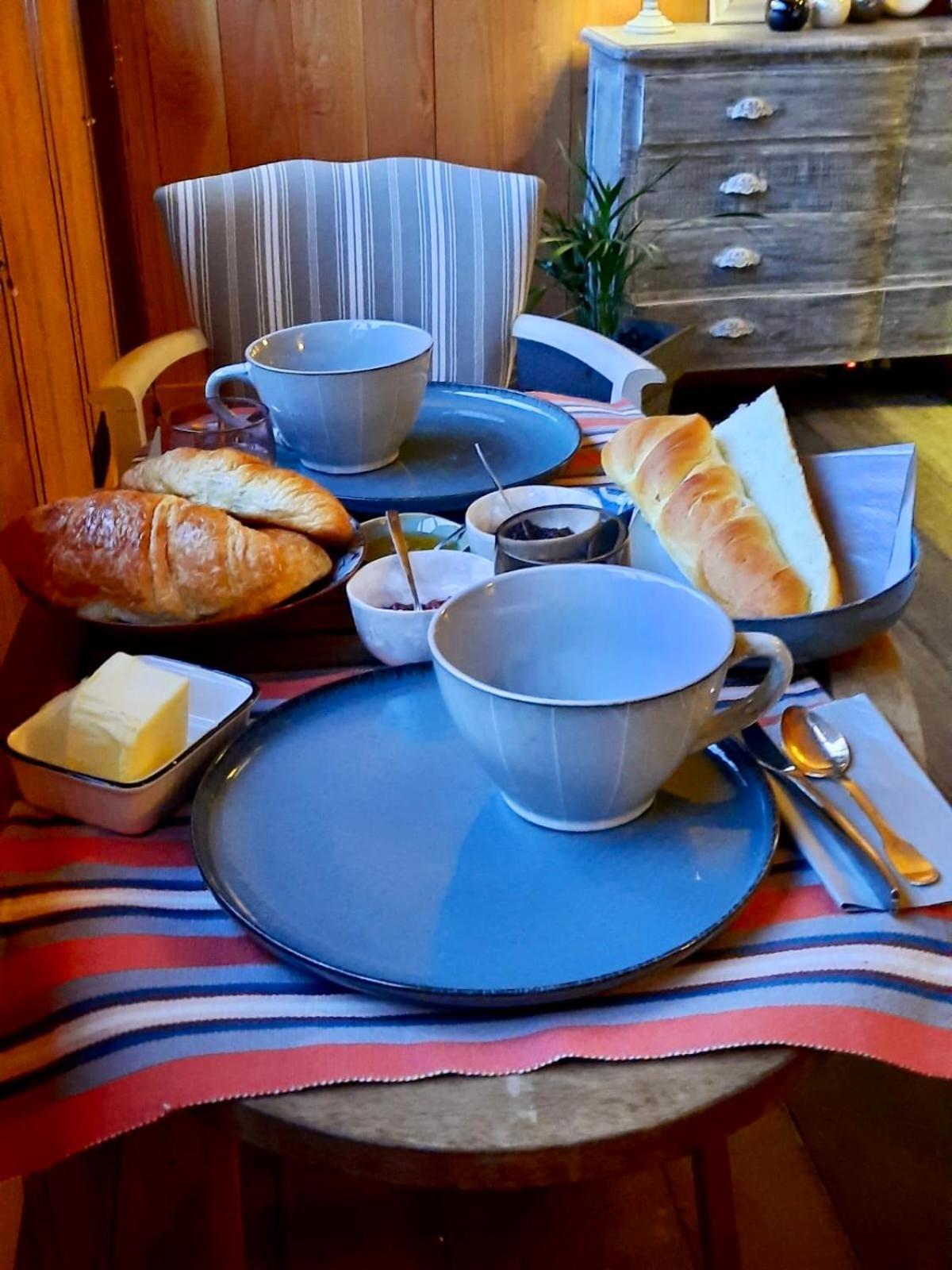 상리스 Pierres Et Jardins B&B 외부 사진