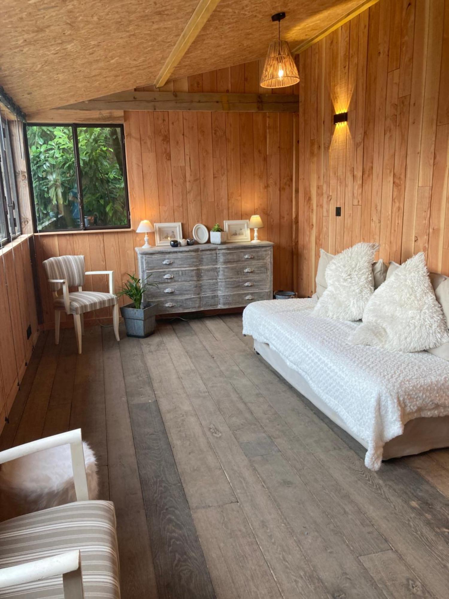 상리스 Pierres Et Jardins B&B 외부 사진